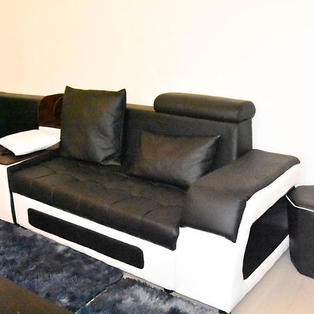 Spacious Zamtel Flat Лусака Экстерьер фото