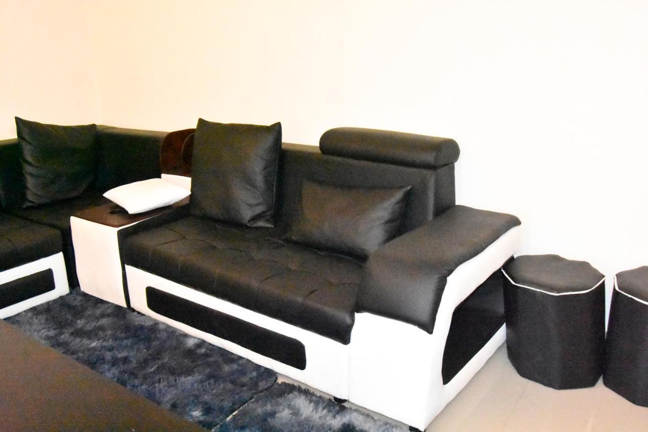 Spacious Zamtel Flat Лусака Экстерьер фото