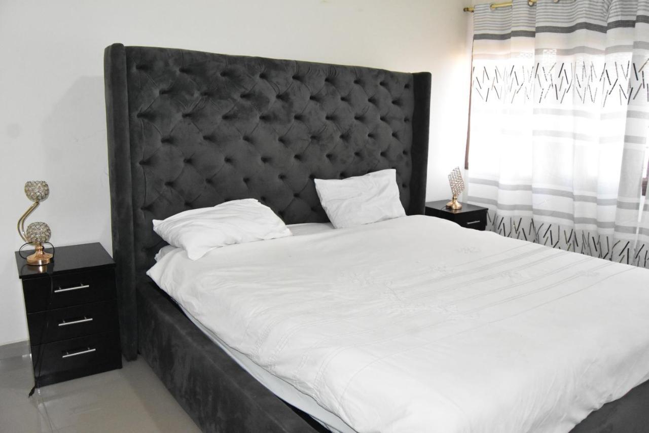 Spacious Zamtel Flat Лусака Экстерьер фото